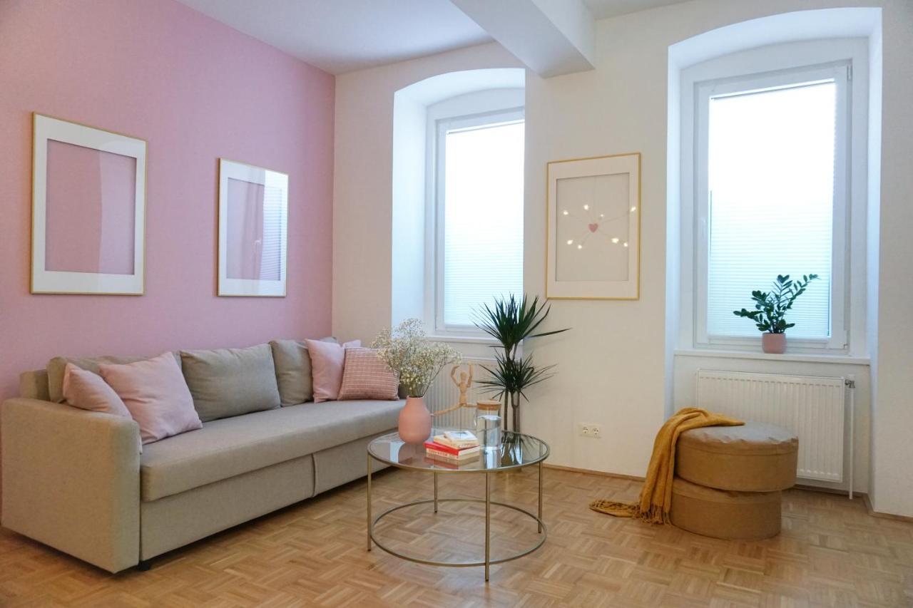 Vibrant Design Apartments - Full Kitchen - Wi-Fi - 18 Mins To City Centre Vídeň Exteriér fotografie