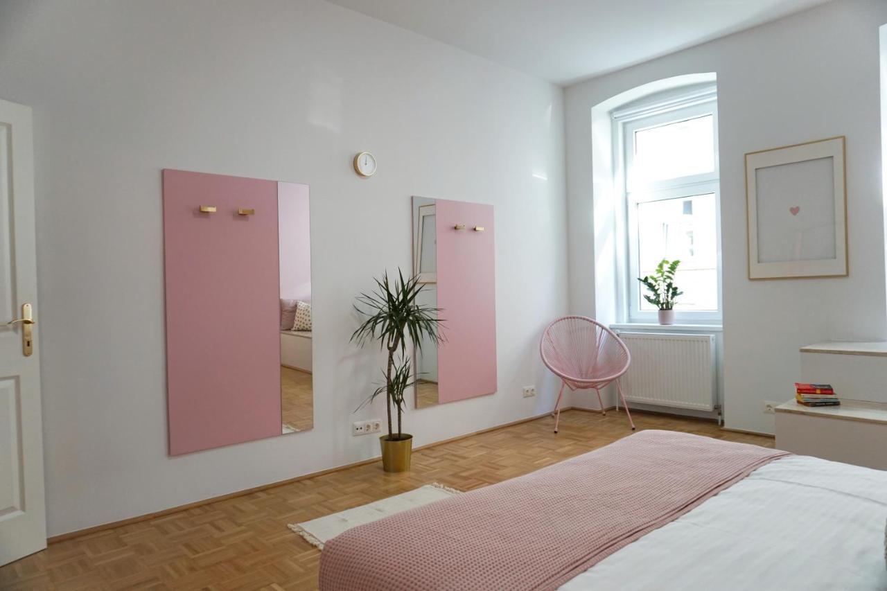 Vibrant Design Apartments - Full Kitchen - Wi-Fi - 18 Mins To City Centre Vídeň Exteriér fotografie