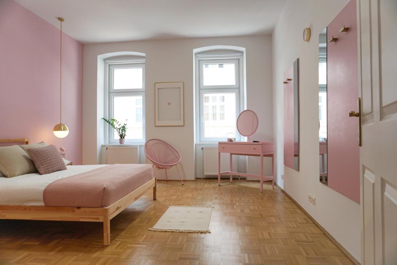 Vibrant Design Apartments - Full Kitchen - Wi-Fi - 18 Mins To City Centre Vídeň Exteriér fotografie